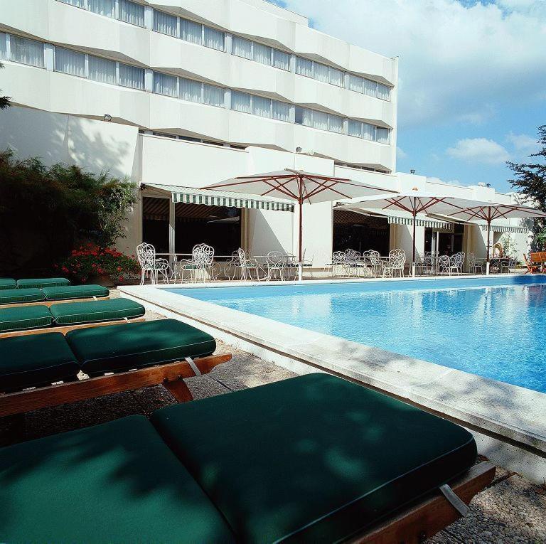 Hotel Mercure Mulhouse Sausheim 3*